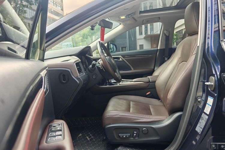 Used Lexus RX 2020 Facelifted 300 4x4 Elegant Edition Interior 1