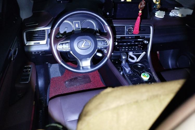 Used Lexus RX 2020 Facelifted 300 4x4 Elegant Edition Interior 2