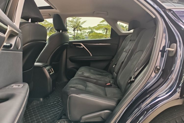 Used Lexus RX 2020 Revised Version 300 Two-Wheel Drive Elite Edition Interior 9