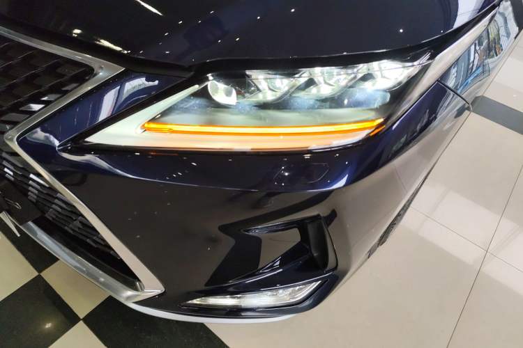 Used Lexus RX 2020 Revised Version 450hL Four-Wheel Drive Elegant Edition 7 Seats Left Front Headlight