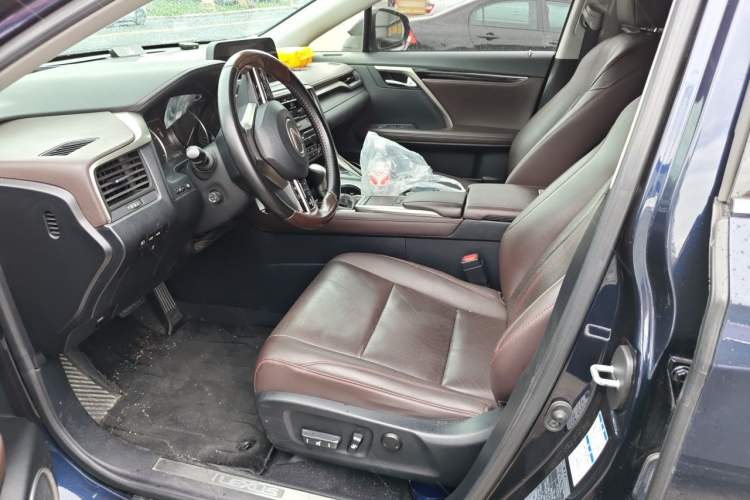 Used Lexus RX 2020 Facelifted 300 4x4 Elegant Edition Left Front Seat