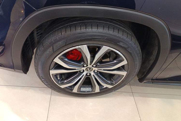 Used Lexus RX 2020 Facelifted 300 4x4 Elegant Edition Left Front Wheel Hub