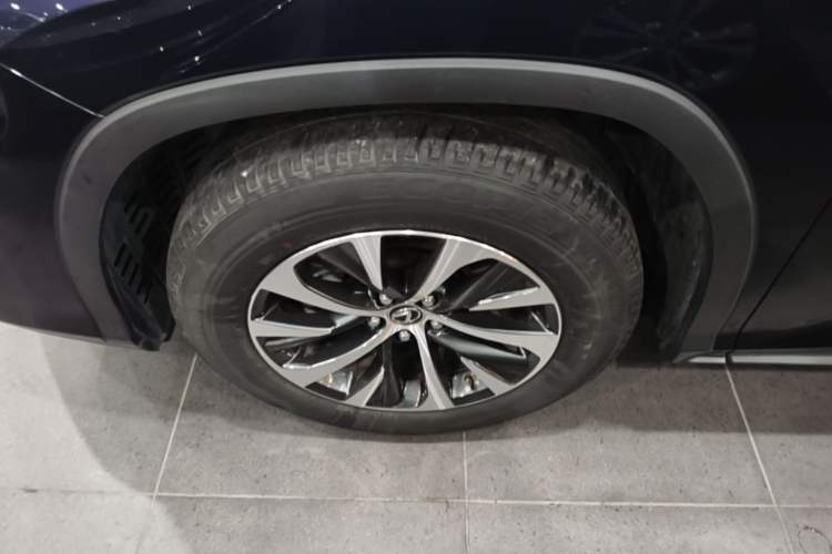 Used Lexus RX 2020 Revised Version 300 Two-Wheel Drive Elite Edition Left Front Wheel Hub