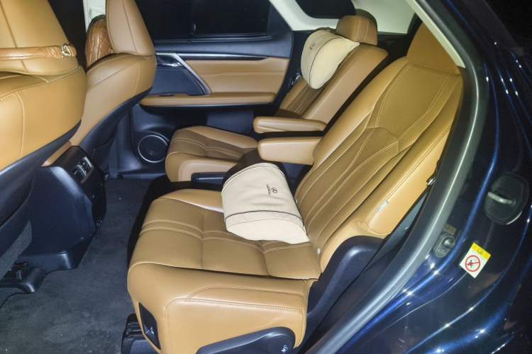 Used Lexus RX 2020 450hL Four-Wheel Drive Luxury Edition 6-Seater China VI Standard Left Rear Seat