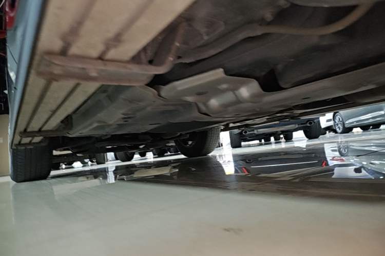 Used Lexus RX 2020 Revised Version 300 Two-Wheel Drive Elite Edition Left Side Sill