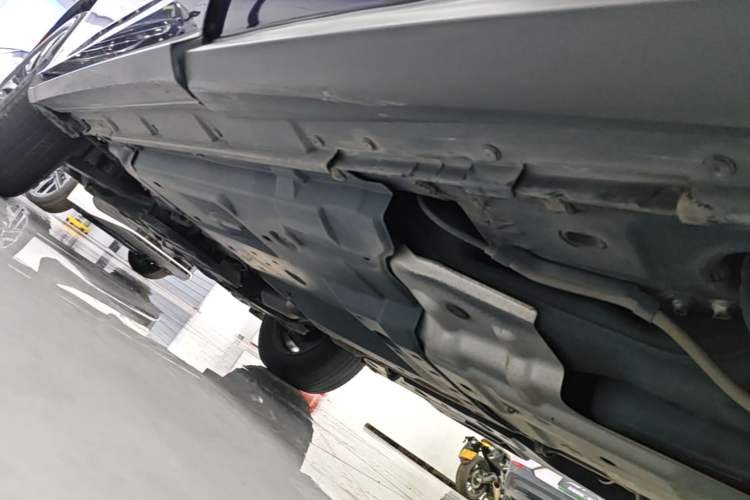 Used Lexus RX 2020 Revised Version 300 Two-Wheel Drive Elite Edition Left Side Sill