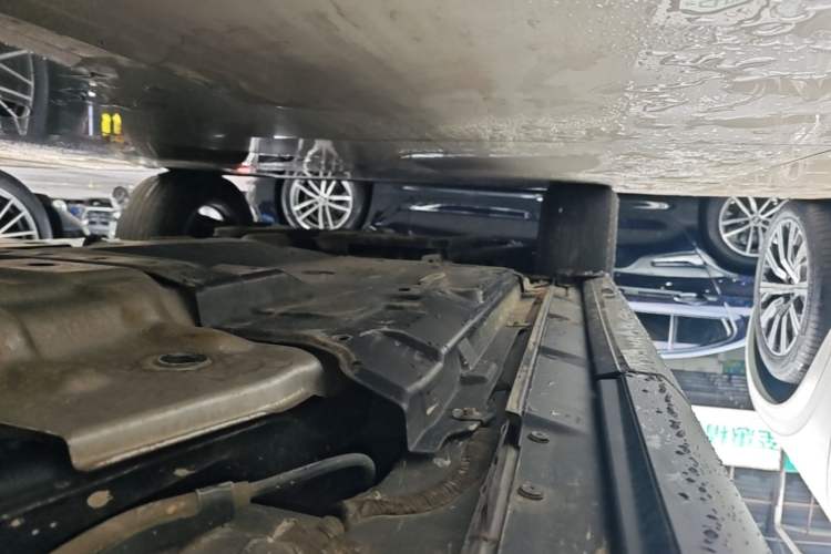 Used Lexus RX 2020 Revised Version 300 Two-Wheel Drive Elite Edition Left Side Sill