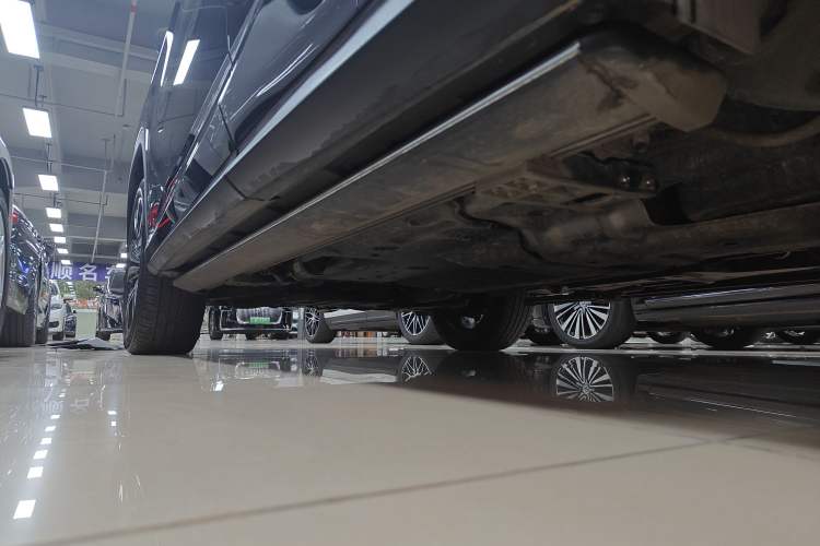Used Lexus RX 2020 Facelifted 300 4x4 Elegant Edition Left Side Sill
