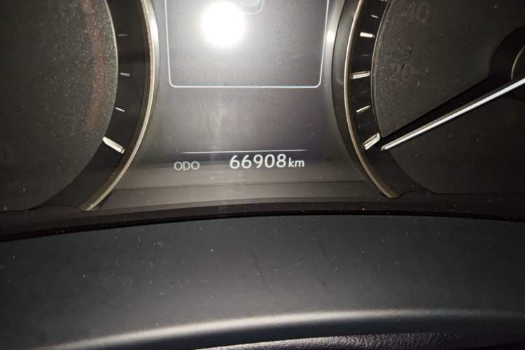 Used Lexus RX 2020 Facelifted 300 4x4 Elegant Edition Odometer Close Up