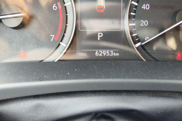 Used Lexus RX 2020 Facelifted 300 4x4 Elegant Edition Odometer Close Up
