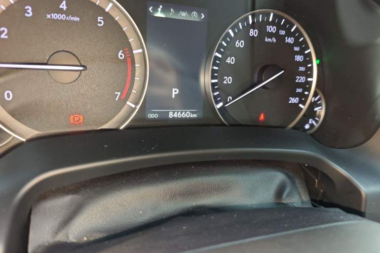 Used Lexus RX 2020 300 Two-Wheel Drive Elite Edition China VI Standard Odometer Close Up