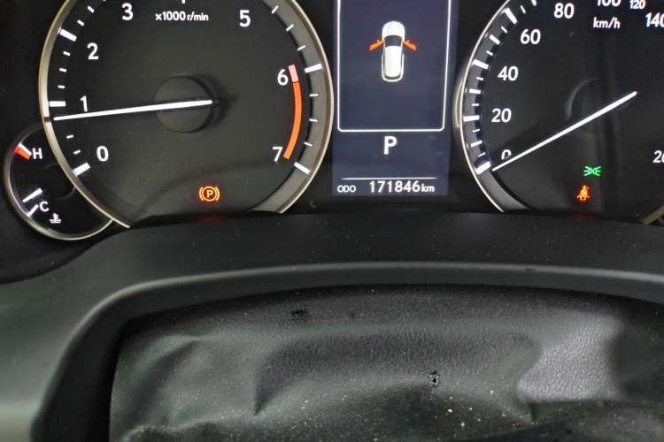 Used Lexus RX 2020 Facelifted 300 4x4 Elegant Edition Odometer Close Up