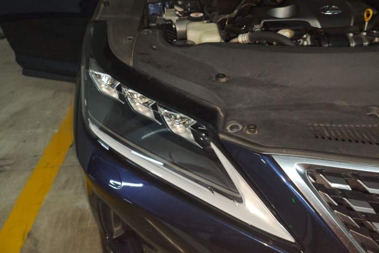 Used Lexus RX 2020 300 4x4 Elegant Edition China VI Right Front Headlight