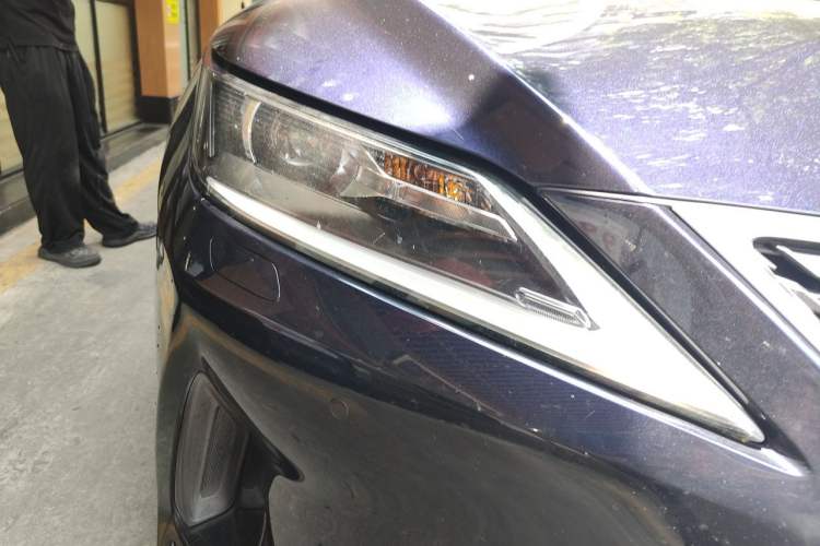 Used Lexus RX 2020 Revised Version 300 Two-Wheel Drive Comfort Edition Right Front Headlight
