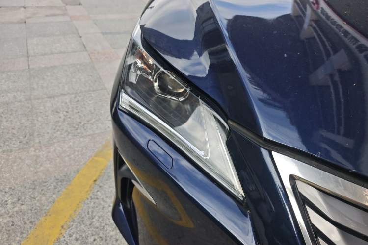 Used Lexus RX 2020 300 Two-Wheel Drive Elite Edition China VI Standard Right Front Headlight