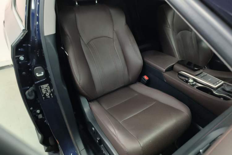 Used Lexus RX 2020 Facelifted 300 4x4 Elegant Edition Right Front Seat
