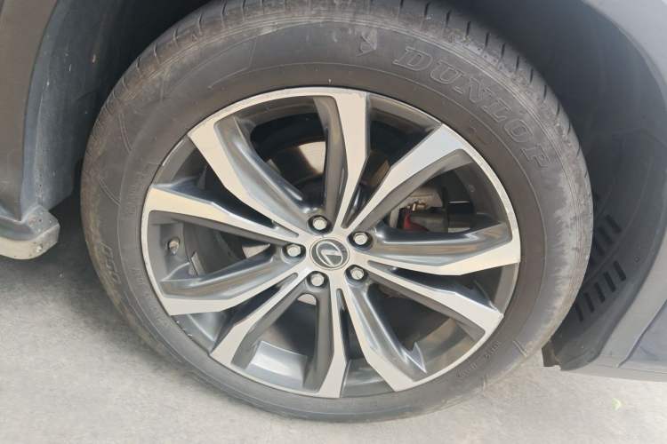 Used Lexus RX 2020 300 4x4 Elegant Edition China V Standard Right Front Wheel Hub