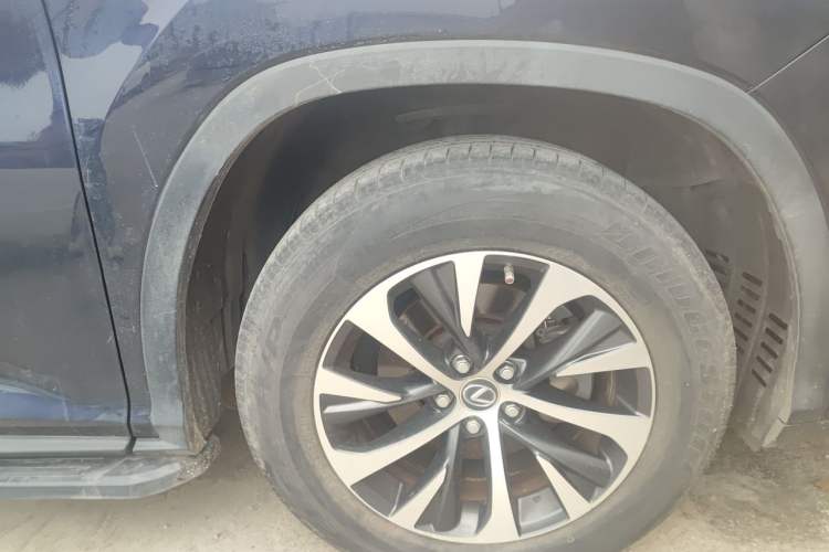 Used Lexus RX 2020 Revised Version 300 Two-Wheel Drive Comfort Edition Right Front Wheel Hub