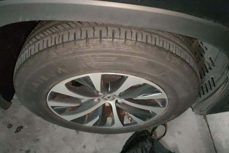 Used Lexus RX 2020 Revised Version 300 Two-Wheel Drive Comfort Edition Right Front Wheel Hub