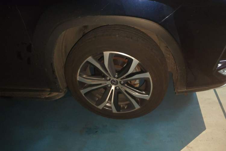 Used Lexus RX 2020 300 4x4 Elegant Edition China VI Right Front Wheel Hub