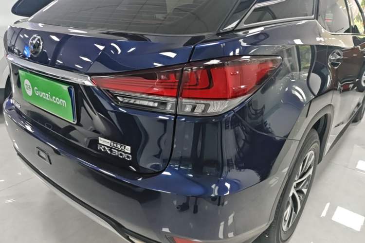 Used Lexus RX 2020 Revised Version 300 Two-Wheel Drive Elite Edition Right Rear Taillight