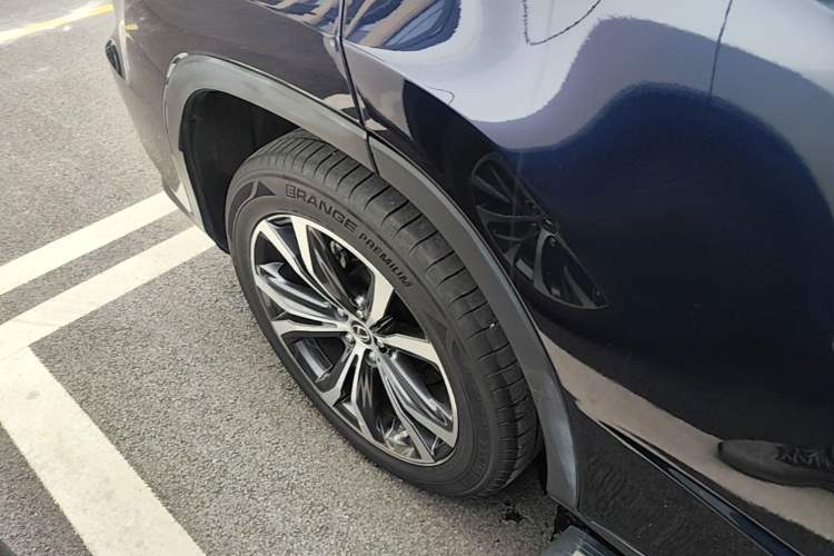 Used Lexus RX 2020 Facelifted 300 4x4 Elegant Edition Right Rear Wheel Hub