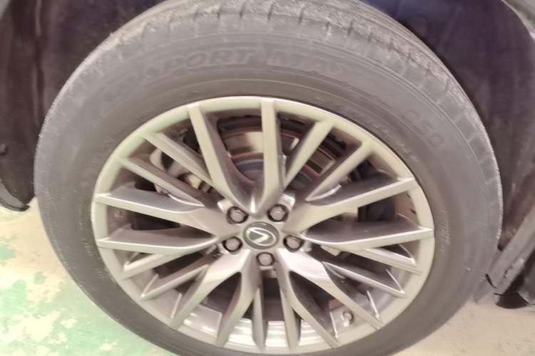 Used Lexus RX 2020 300 4x4 F SPORT China VI Right Rear Wheel Hub