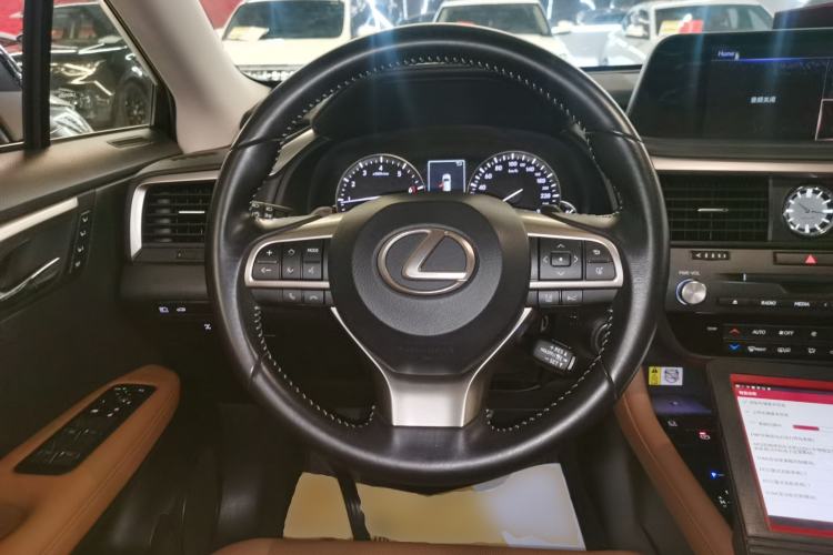 Used Lexus RX 2020 300 4x4 Elegant Edition China VI Steering Wheel