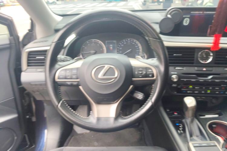 Used Lexus RX 2020 300 Two-Wheel Drive Elite Edition China VI Standard Steering Wheel