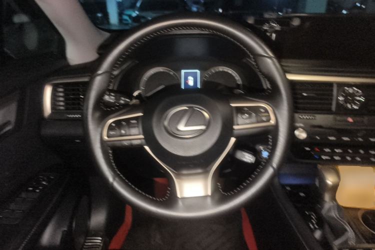 Used Lexus RX 2020 Revised Version 300 Two-Wheel Drive Elite Edition Steering Wheel