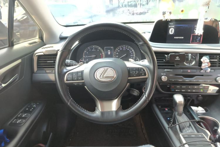 Used Lexus RX 2020 300 Two-Wheel Drive Comfort Edition China VI Standard Steering Wheel