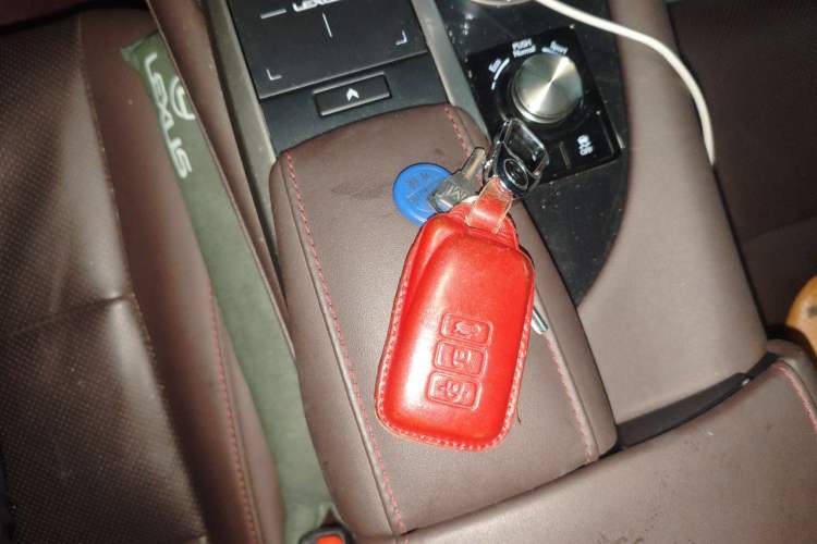 Used Lexus RX 2020 Revised Version 300 Two-Wheel Drive Comfort Edition Vehicle Key