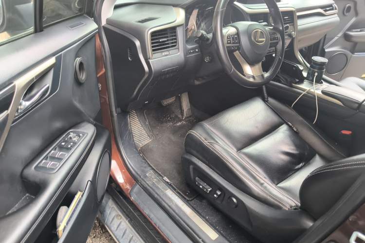 Used Lexus RX 2020 300 Two-Wheel Drive Elite Edition China VI Standard Driver Seat
