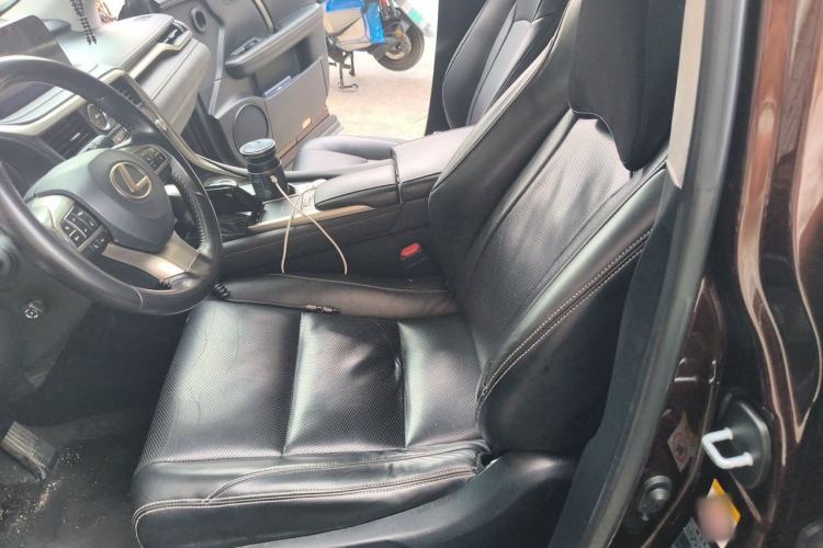 Used Lexus RX 2020 300 Two-Wheel Drive Elite Edition China VI Standard Left Front Seat