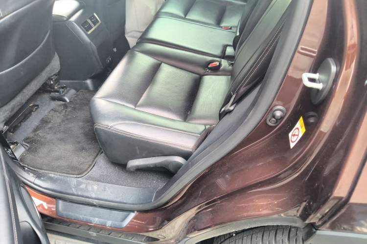 Used Lexus RX 2020 300 Two-Wheel Drive Elite Edition China VI Standard Left Rear Seat