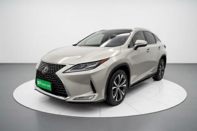 Lexus RX 2020 Facelifted 300 4x4 Elegant Edition مستعملة