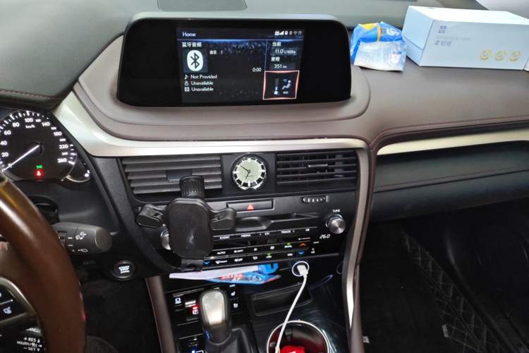 Used Lexus RX 2020 Revised Version 300 Two-Wheel Drive Comfort Edition Audio And AC Panel