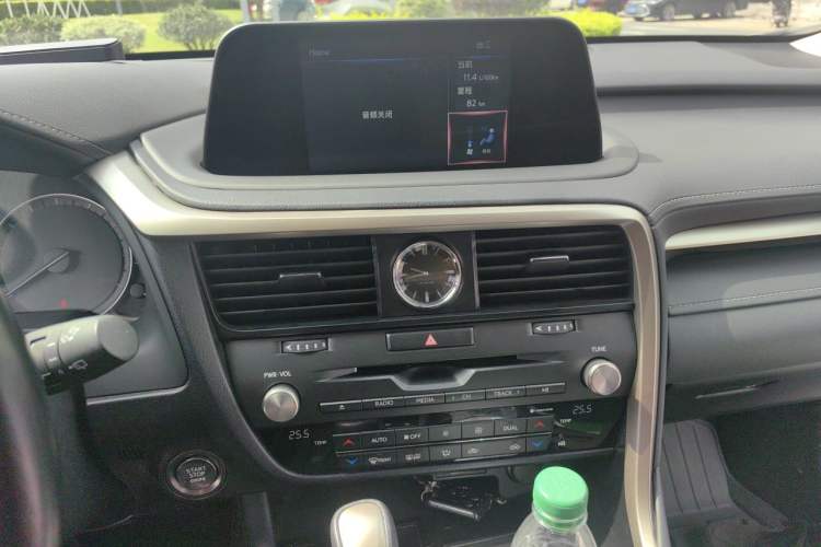 Used Lexus RX 2020 Revised Version 300 Two-Wheel Drive Comfort Edition Audio And AC Panel