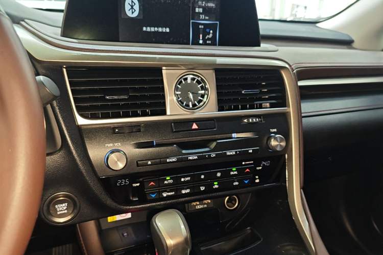Used Lexus RX 2020 Facelifted 300 4x4 Elegant Edition Audio And AC Panel