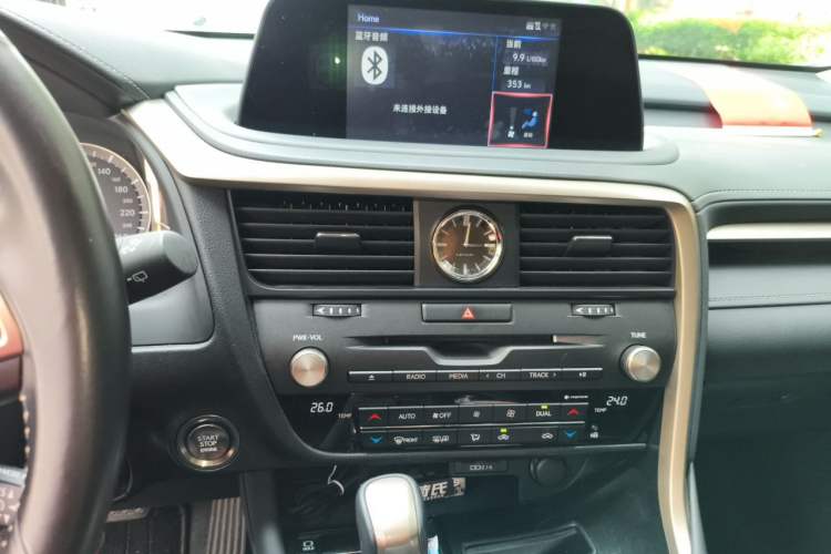 Used Lexus RX 2020 Revised Version 300 Two-Wheel Drive Elite Edition Audio And AC Panel