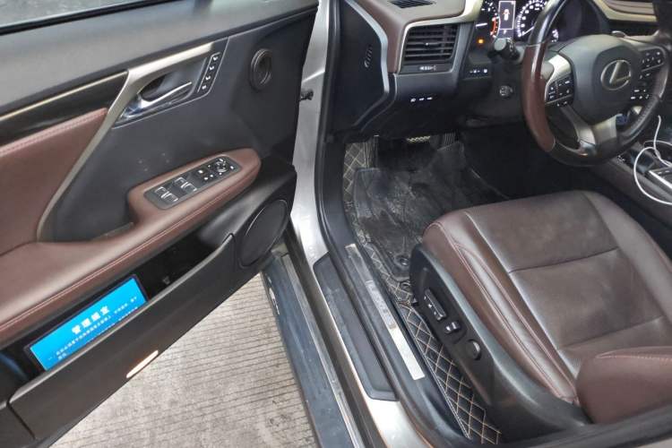 Used Lexus RX 2020 Revised Version 300 Two-Wheel Drive Comfort Edition Driver Seat