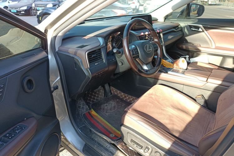 Used Lexus RX 2020 Facelifted 300 4x4 Elegant Edition Driver Seat