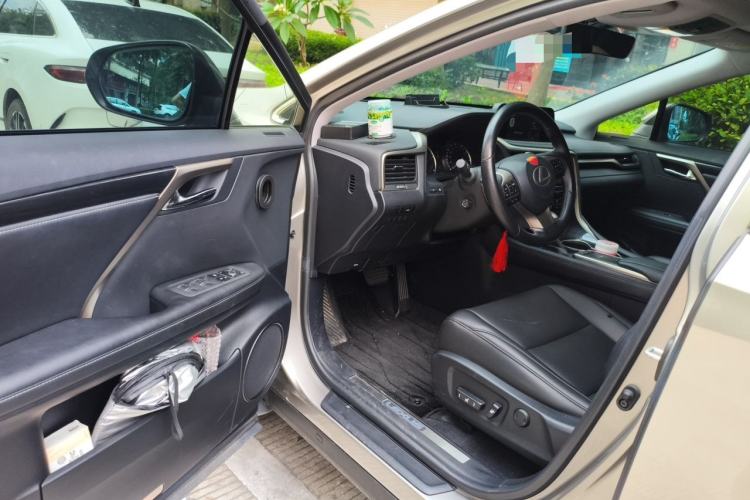 Used Lexus RX 2020 Revised Version 300 Two-Wheel Drive Elite Edition Driver Seat
