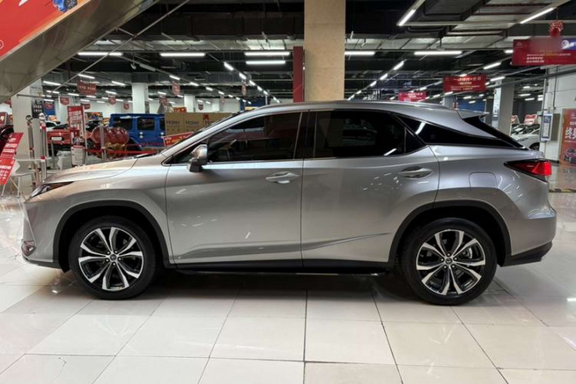 Used Lexus RX 2020 Facelifted 300 4x4 Elegant Edition Exterior 6