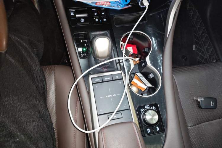 Used Lexus RX 2020 Revised Version 300 Two-Wheel Drive Comfort Edition Gear Lever