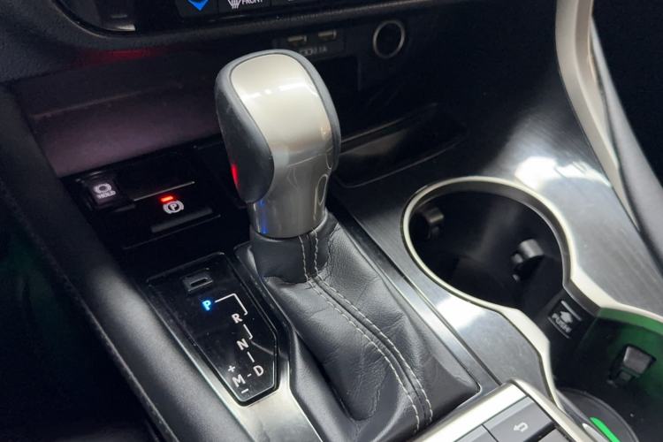 Used Lexus RX 2020 Revised Version 300 Two-Wheel Drive Elite Edition Gear Lever
