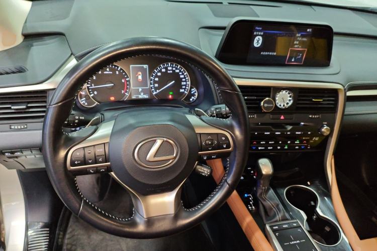 Used Lexus RX 2020 300 Two-Wheel Drive Comfort Edition China VI Standard Interior 2
