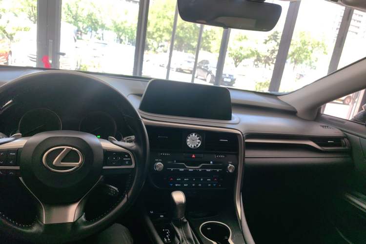 Used Lexus RX 2020 300 Two-Wheel Drive Elite Edition China VI Standard Interior 3