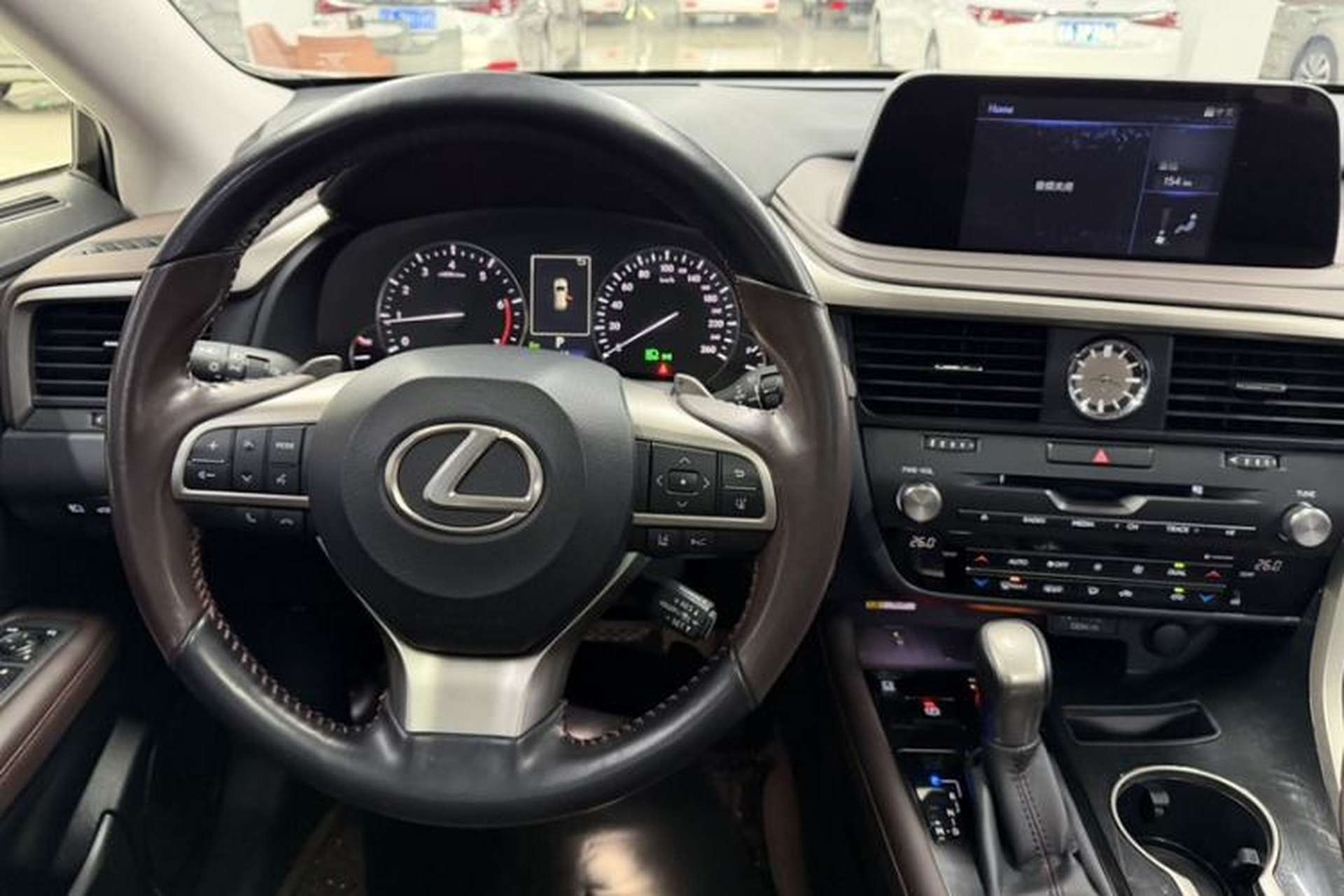 Used Lexus RX 2020 Facelifted 300 4x4 Elegant Edition Interior 3