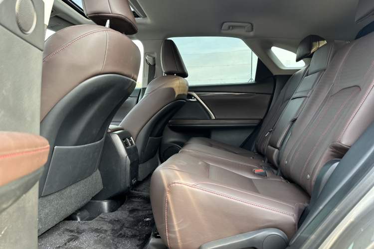 Used Lexus RX 2020 450h Four-Wheel Drive Elegant Edition China VI Standard Interior 4